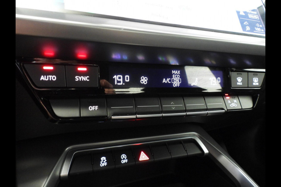 Audi A3 Limousine 30 TFSI Aut. Advanced Edition NAVI/VIRTUAL/LED/17"LMV! Audi A3 Limousine 30 TFSI Aut. Advanced Edition NAVI/VIRTUAL/LED/17"LMV!