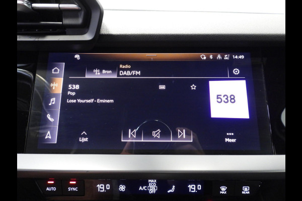 Audi A3 Limousine 30 TFSI Aut. Advanced Edition NAVI/VIRTUAL/LED/17"LMV! Audi A3 Limousine 30 TFSI Aut. Advanced Edition NAVI/VIRTUAL/LED/17"LMV!