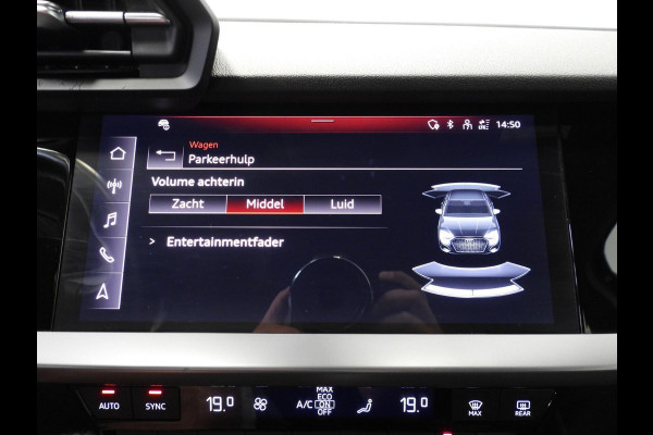 Audi A3 Limousine 30 TFSI Aut. Advanced Edition NAVI/VIRTUAL/LED/17"LMV! Audi A3 Limousine 30 TFSI Aut. Advanced Edition NAVI/VIRTUAL/LED/17"LMV!