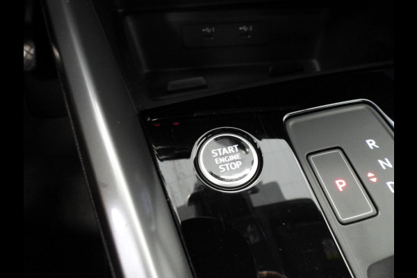 Audi A3 Limousine 30 TFSI Aut. Advanced Edition NAVI/VIRTUAL/LED/17"LMV! Audi A3 Limousine 30 TFSI Aut. Advanced Edition NAVI/VIRTUAL/LED/17"LMV!