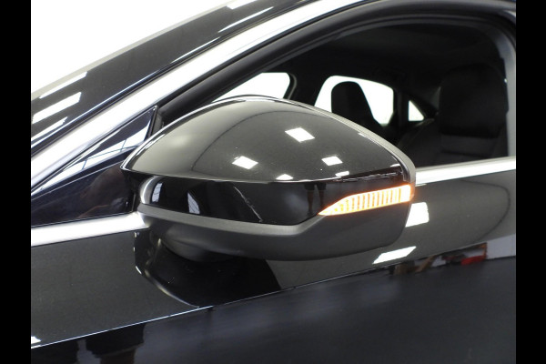 Audi A3 Limousine 30 TFSI Aut. Advanced Edition NAVI/VIRTUAL/LED/17"LMV! Audi A3 Limousine 30 TFSI Aut. Advanced Edition NAVI/VIRTUAL/LED/17"LMV!