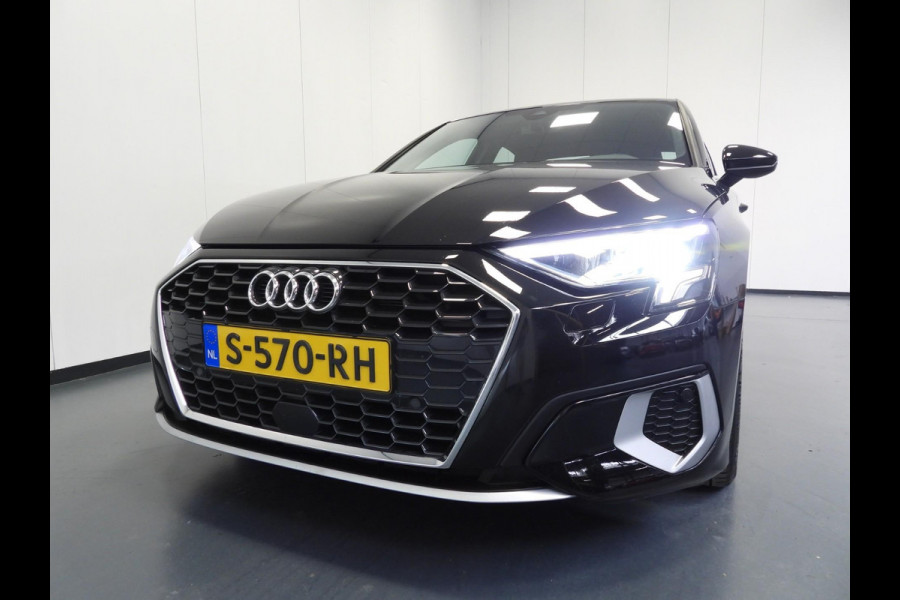 Audi A3 Limousine 30 TFSI Aut. Advanced Edition NAVI/VIRTUAL/LED/17"LMV! Audi A3 Limousine 30 TFSI Aut. Advanced Edition NAVI/VIRTUAL/LED/17"LMV!