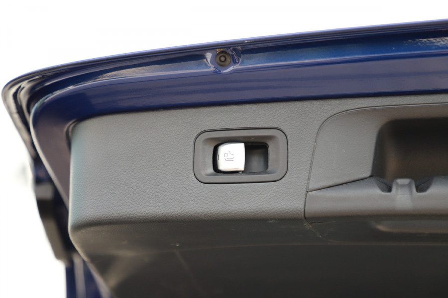 Mercedes-Benz GLC 43 AMG 4-Matic Aut9 | 367PK | Pano | Head-up | Keyles-go | Sfeerverlichting | Carbon | Burmester | Memory | Distronic+ | Stoelko