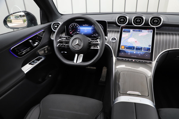Mercedes-Benz GLC 300e AMG 4-Matic | 313PK | Pano | Burmester | Keyles-go | Sfeerverlichting | Digital-light | Memory | Distronic | Stuurwielverw.