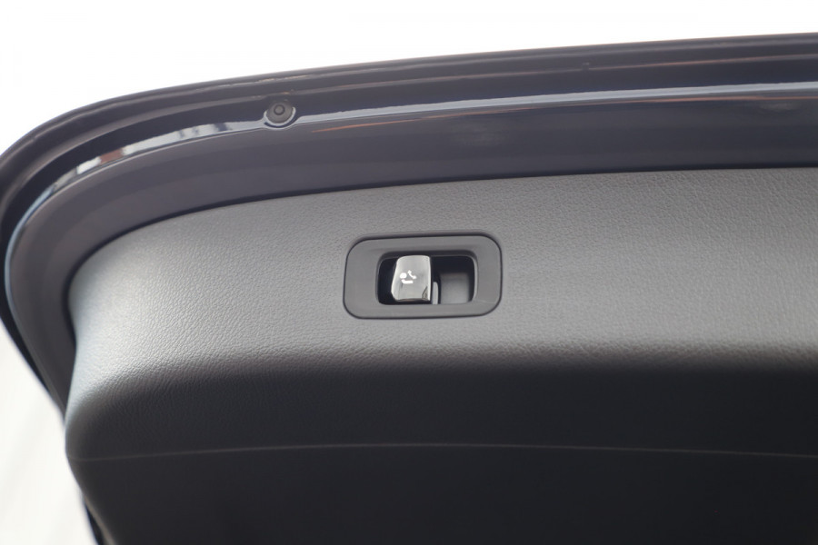 Mercedes-Benz GLC 300e AMG 4-Matic | 313PK | Pano | Burmester | Keyles-go | Sfeerverlichting | Digital-light | Memory | Distronic | Stuurwielverw.