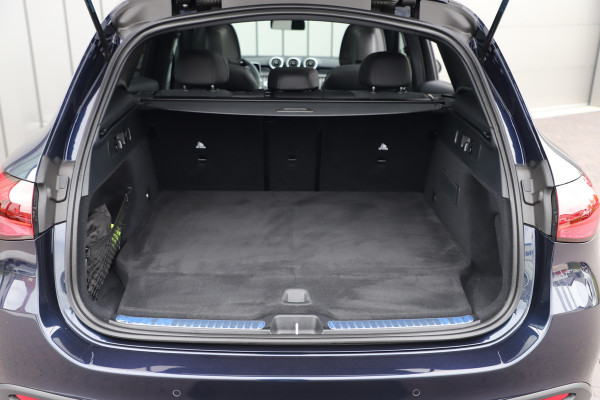Mercedes-Benz GLC 300e AMG 4-Matic | 313PK | Pano | Burmester | Keyles-go | Sfeerverlichting | Digital-light | Memory | Distronic | Stuurwielverw.