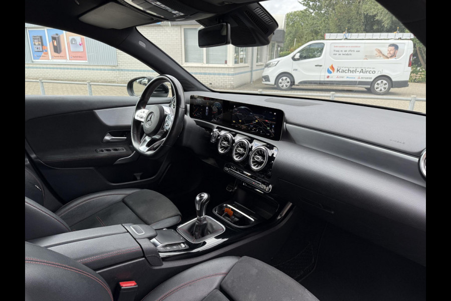 Mercedes-Benz A-Klasse 160 Sol AMG Sport Sfeer Mood Light