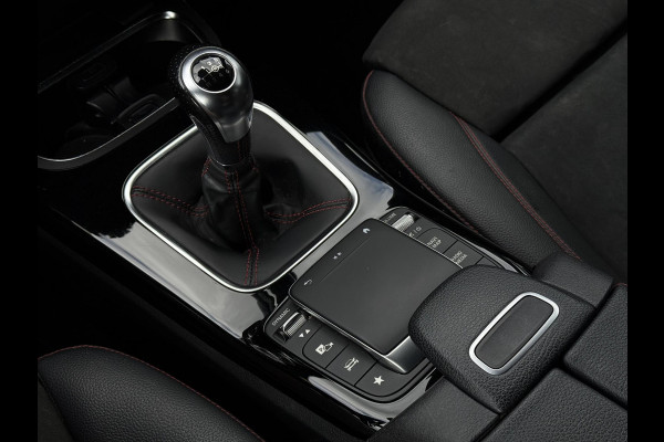 Mercedes-Benz A-Klasse 160 Sol AMG Sport Sfeer Mood Light