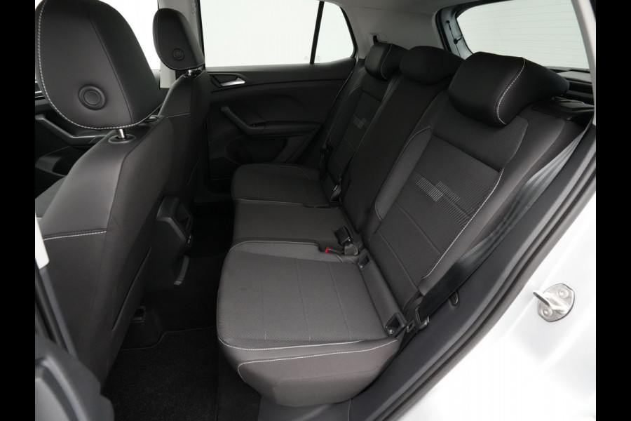 Volkswagen T-Cross 1.0 TSI 95pk Life Navigatie Camera Stoelverwarming Acc 329