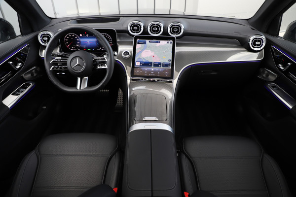 Mercedes-Benz GLC 400e AMG 4-Matic | 381PK | Head-up | Massage | Burmester | Sfeerverlichting | Digital-light | Stoelventilatie | Memory | Air-bal Mercedes-Benz GLC 400e AMG 4-Matic | 381PK | Head-up | Massage | Burmester | Sfeerverlichting | Digital-light | Stoelventilatie | Memory | Air-bal