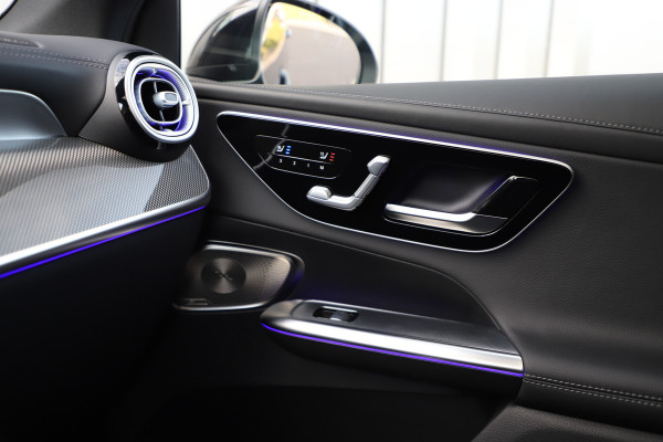 Mercedes-Benz GLC 400e AMG 4-Matic | 381PK | Head-up | Massage | Burmester | Sfeerverlichting | Digital-light | Stoelventilatie | Memory | Air-bal Mercedes-Benz GLC 400e AMG 4-Matic | 381PK | Head-up | Massage | Burmester | Sfeerverlichting | Digital-light | Stoelventilatie | Memory | Air-bal