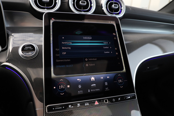 Mercedes-Benz GLC 400e AMG 4-Matic | 381PK | Head-up | Massage | Burmester | Sfeerverlichting | Digital-light | Stoelventilatie | Memory | Air-bal Mercedes-Benz GLC 400e AMG 4-Matic | 381PK | Head-up | Massage | Burmester | Sfeerverlichting | Digital-light | Stoelventilatie | Memory | Air-bal