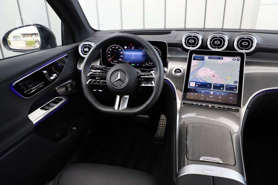 Mercedes-Benz GLC 400e AMG 4-Matic | 381PK | Head-up | Massage | Burmester | Sfeerverlichting | Digital-light | Stoelventilatie | Memory | Air-bal Mercedes-Benz GLC 400e AMG 4-Matic | 381PK | Head-up | Massage | Burmester | Sfeerverlichting | Digital-light | Stoelventilatie | Memory | Air-bal