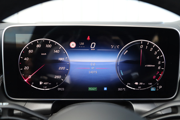 Mercedes-Benz GLC 400e AMG 4-Matic | 381PK | Head-up | Massage | Burmester | Sfeerverlichting | Digital-light | Stoelventilatie | Memory | Air-bal Mercedes-Benz GLC 400e AMG 4-Matic | 381PK | Head-up | Massage | Burmester | Sfeerverlichting | Digital-light | Stoelventilatie | Memory | Air-bal