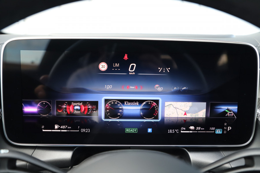 Mercedes-Benz GLC 400e AMG 4-Matic | 381PK | Head-up | Massage | Burmester | Sfeerverlichting | Digital-light | Stoelventilatie | Memory | Air-bal Mercedes-Benz GLC 400e AMG 4-Matic | 381PK | Head-up | Massage | Burmester | Sfeerverlichting | Digital-light | Stoelventilatie | Memory | Air-bal