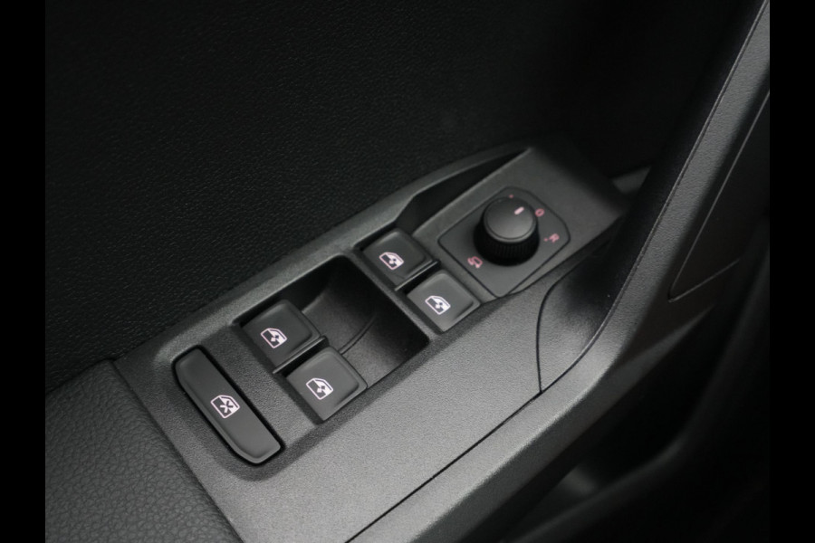 Seat Arona 1.0 TSI 115pk Style Business Intense Navigatie Camera Keyless Clima Park Assist Pdc Acc 341