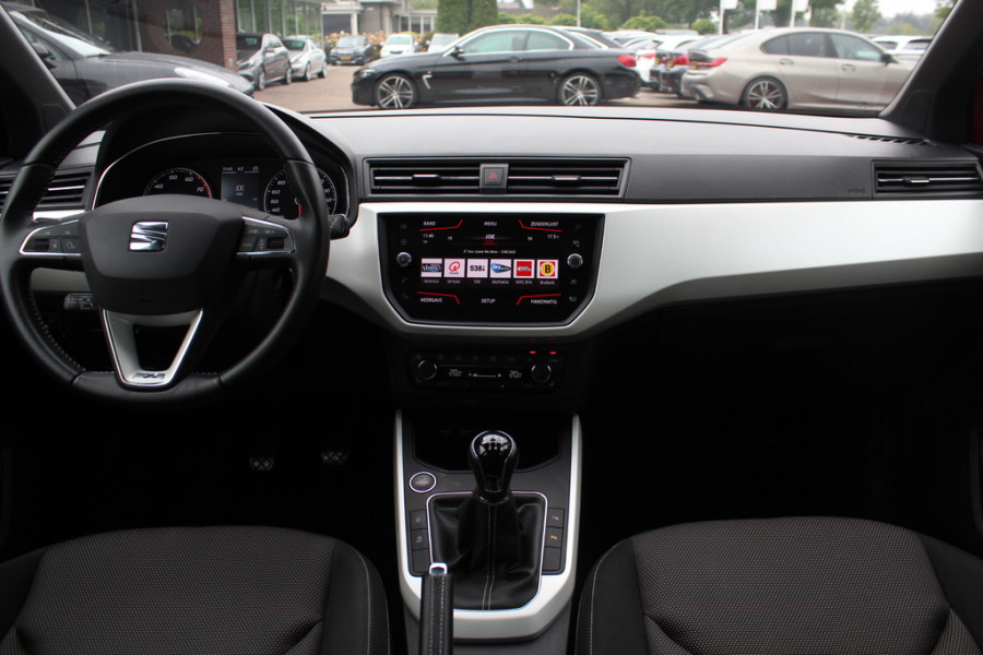 Seat Arona 1.0 TSI Xcellence Launch Edition / Camera / Navigatie / Keyless / Cruise Control / LED Koplampen / 17'' / DAB / Stoelverwarming / Dodehoek