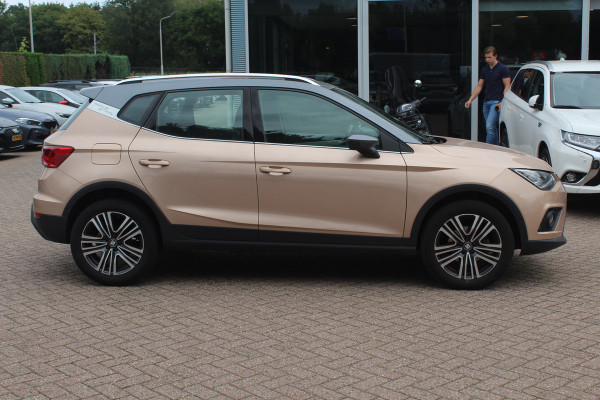 Seat Arona 1.0 TSI Xcellence Launch Edition / Camera / Navigatie / Keyless / Cruise Control / LED Koplampen / 17'' / DAB / Stoelverwarming / Dodehoek
