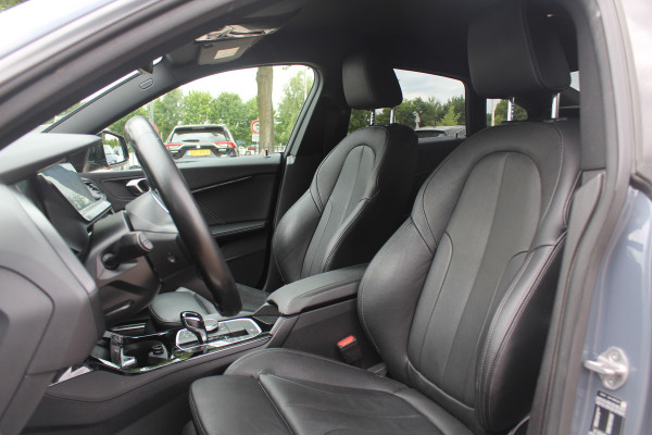 BMW 2 Serie Gran Coupé 218i High Executive Ed. M Sport / Camera / Leder / Navigatie / 18'' / ACC / DAB / Virtual Cockpit / Stoelverwarming / Cruise Control