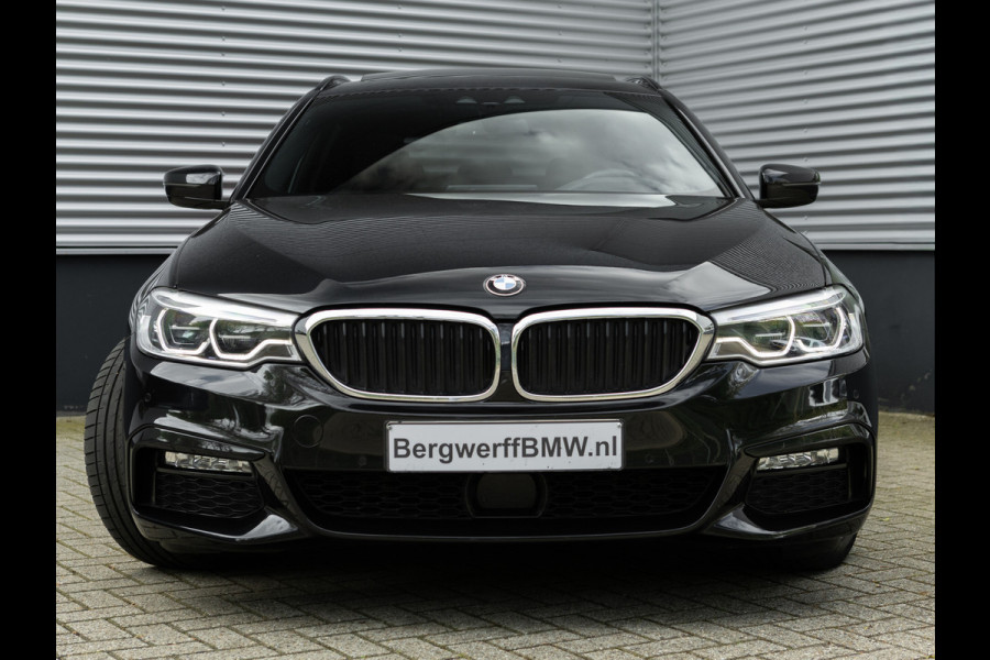 BMW 5 Serie Touring 540i xDrive M-Sport - Pano - Active Steering - Driving Ass Plus - Head-Up