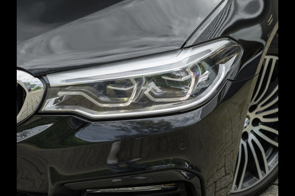 BMW 5 Serie Touring 540i xDrive M-Sport - Pano - Active Steering - Driving Ass Plus - Head-Up