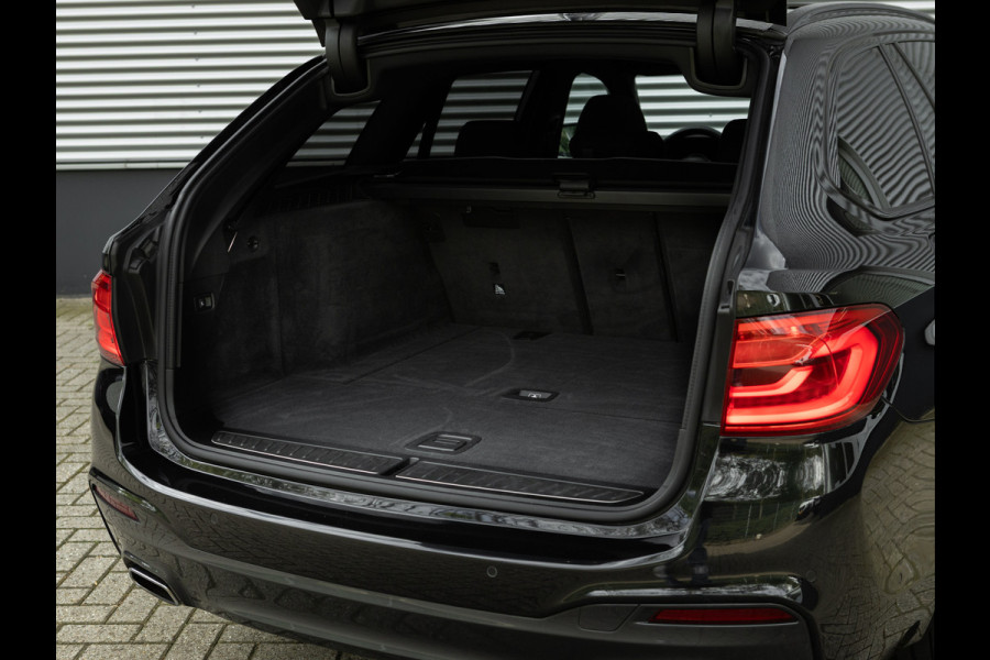 BMW 5 Serie Touring 540i xDrive M-Sport - Pano - Active Steering - Driving Ass Plus - Head-Up