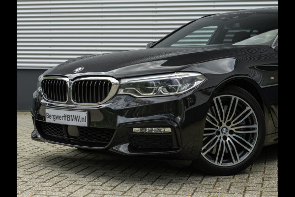 BMW 5 Serie Touring 540i xDrive M-Sport - Pano - Active Steering - Driving Ass Plus - Head-Up