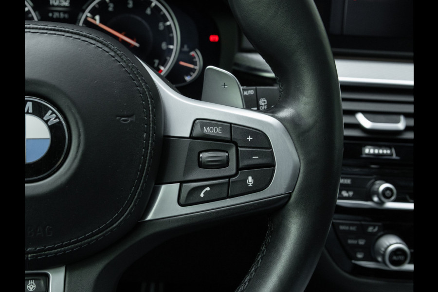 BMW 5 Serie Touring 540i xDrive M-Sport - Pano - Active Steering - Driving Ass Plus - Head-Up