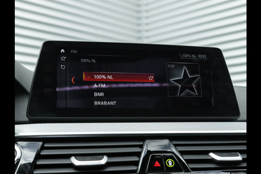BMW 5 Serie Touring 540i xDrive M-Sport - Pano - Active Steering - Driving Ass Plus - Head-Up