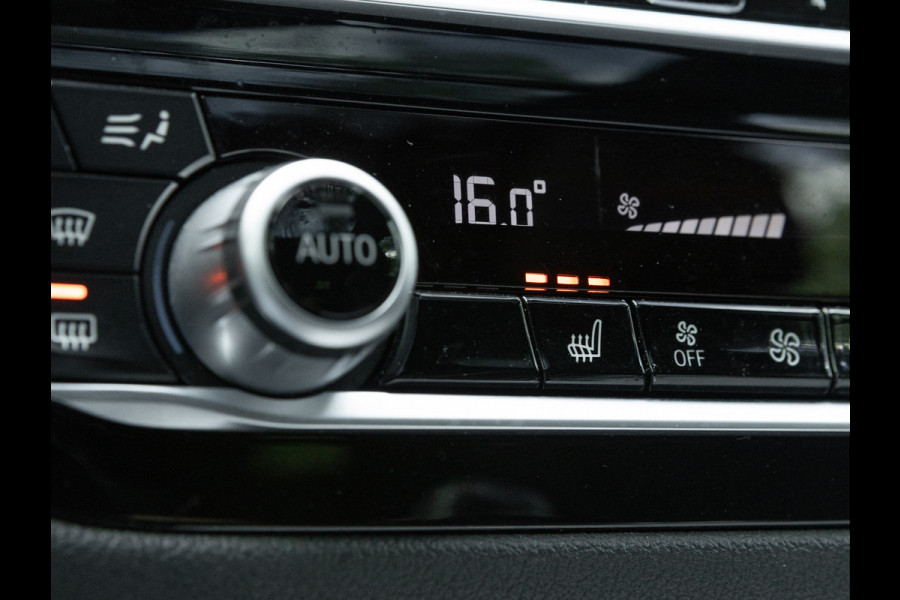 BMW 5 Serie Touring 540i xDrive M-Sport - Pano - Active Steering - Driving Ass Plus - Head-Up