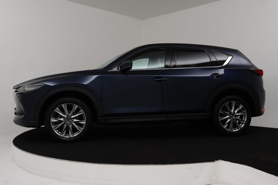 Mazda CX-5 2.0 SkyActiv-G 165 Signature Automaat (NAVIGATIE, STOEL/-STUURVERWARMING, STOELKOELING, CAMERA, DEALER ONDERHOUDEN)