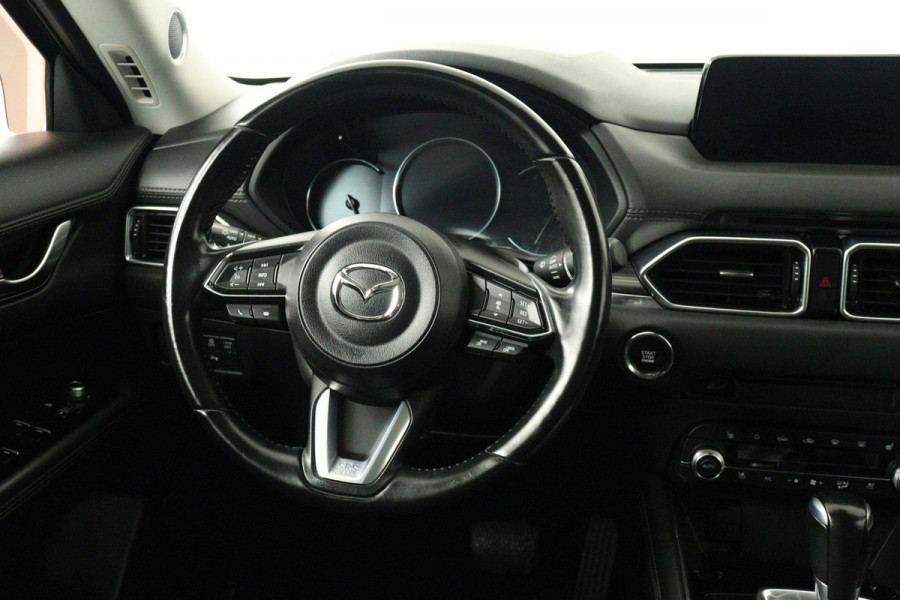 Mazda CX-5 2.0 SkyActiv-G 165 Signature Automaat (NAVIGATIE, STOEL/-STUURVERWARMING, STOELKOELING, CAMERA, DEALER ONDERHOUDEN)
