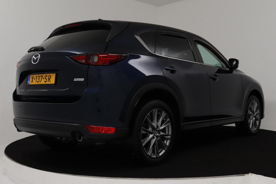 Mazda CX-5 2.0 SkyActiv-G 165 Signature Automaat (NAVIGATIE, STOEL/-STUURVERWARMING, STOELKOELING, CAMERA, DEALER ONDERHOUDEN)