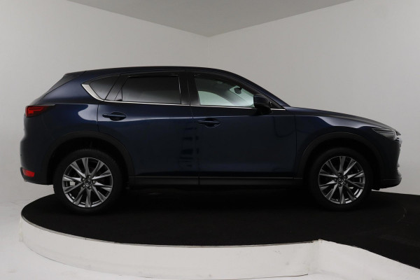 Mazda CX-5 2.0 SkyActiv-G 165 Signature Automaat (NAVIGATIE, STOEL/-STUURVERWARMING, STOELKOELING, CAMERA, DEALER ONDERHOUDEN)
