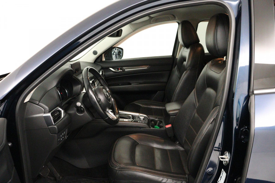 Mazda CX-5 2.0 SkyActiv-G 165 Signature Automaat (NAVIGATIE, STOEL/-STUURVERWARMING, STOELKOELING, CAMERA, DEALER ONDERHOUDEN)