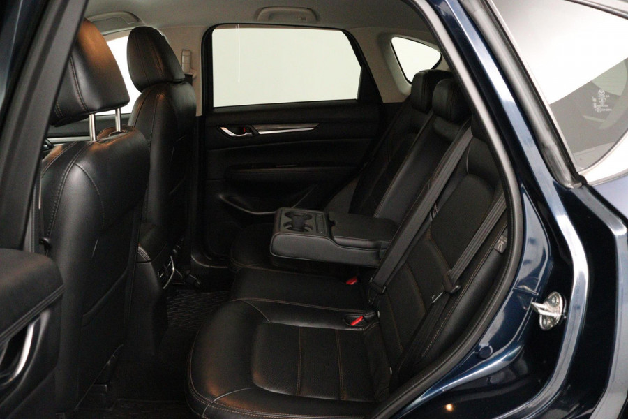 Mazda CX-5 2.0 SkyActiv-G 165 Signature Automaat (NAVIGATIE, STOEL/-STUURVERWARMING, STOELKOELING, CAMERA, DEALER ONDERHOUDEN)