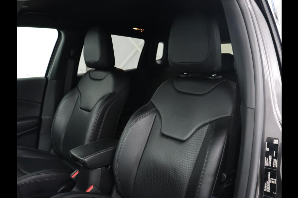 Jeep Compass 4xe 240 Plug-in Hybrid Elecrtic S | Stoelventilatie | Leder | Camera | Carplay | Keyless | Stoel & stuurverwarming | Navigatie | Xenon | 19'' lichtmetalen velgen | PHEV