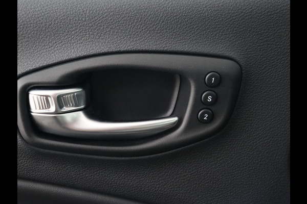 Jeep Compass 4xe 240 Plug-in Hybrid Elecrtic S | Stoelventilatie | Leder | Camera | Carplay | Keyless | Stoel & stuurverwarming | Navigatie | Xenon | 19'' lichtmetalen velgen | PHEV