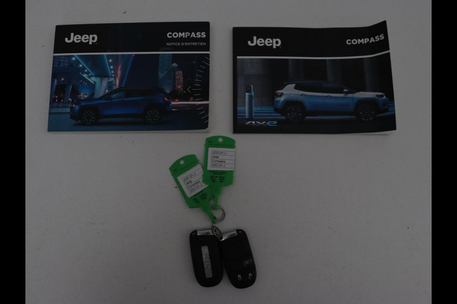 Jeep Compass 4xe 240 Plug-in Hybrid Elecrtic S | Stoelventilatie | Leder | Camera | Carplay | Keyless | Stoel & stuurverwarming | Navigatie | Xenon | 19'' lichtmetalen velgen | PHEV