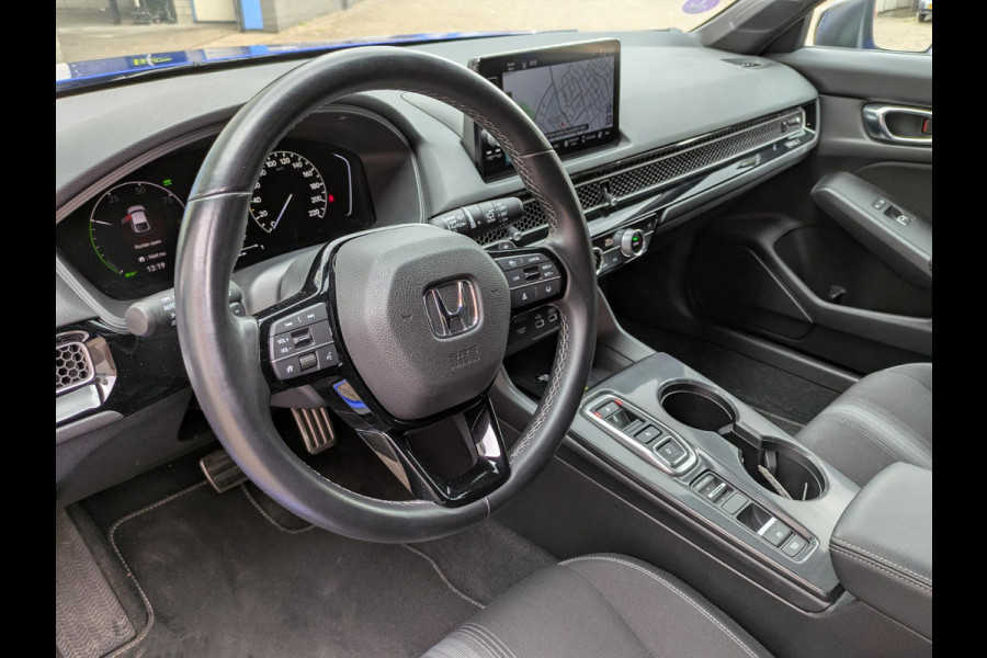 Honda Civic 2.0 e:HEV Sport|Navi|Adaptive-Cruise|Stoelverwarming|Blindspot|Keyless-Entry/Go|Afn.Trekhaak|Camera