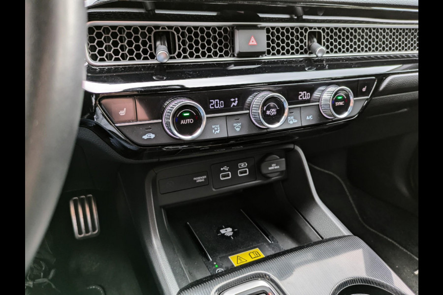 Honda Civic 2.0 e:HEV Sport|Navi|Adaptive-Cruise|Stoelverwarming|Blindspot|Keyless-Entry/Go|Afn.Trekhaak|Camera