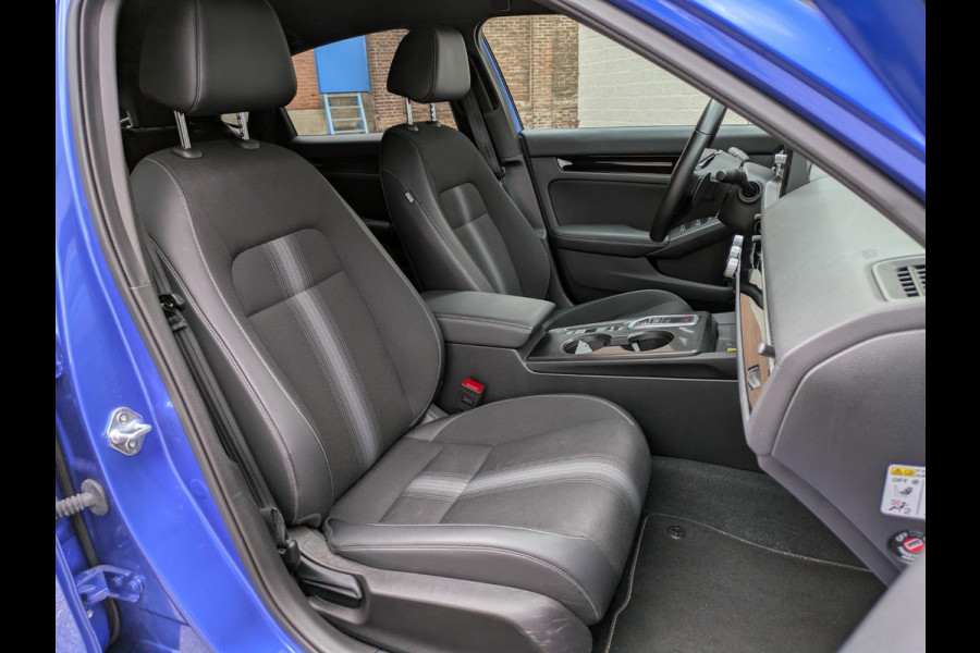 Honda Civic 2.0 e:HEV Sport|Navi|Adaptive-Cruise|Stoelverwarming|Blindspot|Keyless-Entry/Go|Afn.Trekhaak|Camera