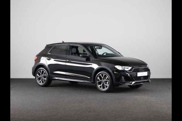 Audi A1 allstreet 30 TFSI Advanced edition 110pk | Parkeerrijcamera, keyless entry, verwarmbare voerstoelen, led koplampen