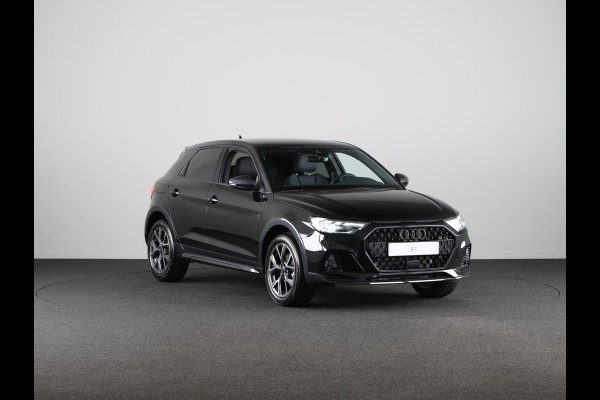 Audi A1 allstreet 30 TFSI Advanced edition 110pk | Parkeerrijcamera, keyless entry, verwarmbare voerstoelen, led koplampen