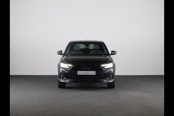 Audi A1 allstreet 30 TFSI Advanced edition 110pk | Parkeerrijcamera, keyless entry, verwarmbare voerstoelen, led koplampen