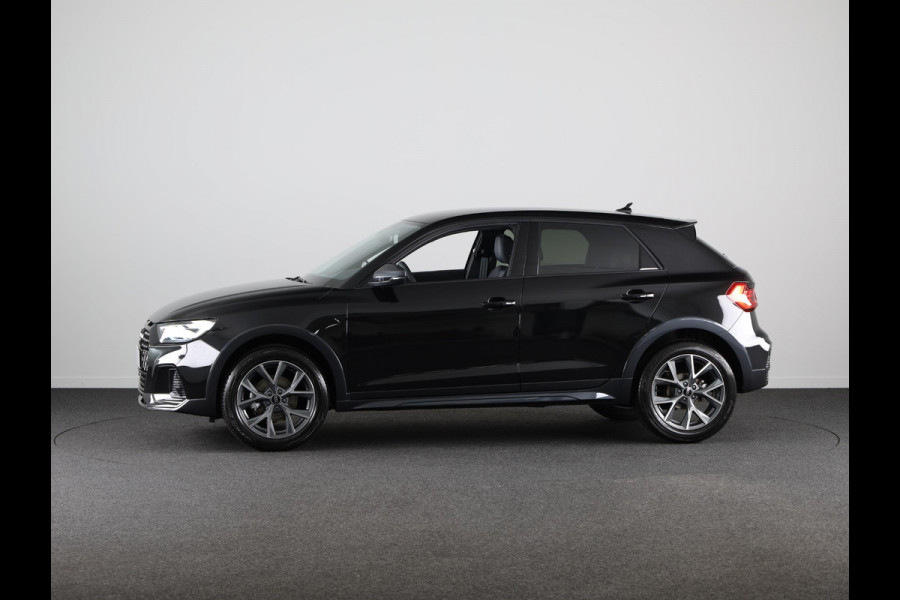Audi A1 allstreet 30 TFSI Advanced edition 110pk | Parkeerrijcamera, keyless entry, verwarmbare voerstoelen, led koplampen