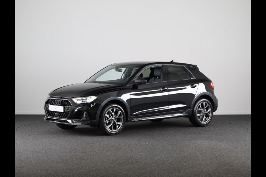 Audi A1 allstreet 30 TFSI Advanced edition 110pk | Parkeerrijcamera, keyless entry, verwarmbare voerstoelen, led koplampen