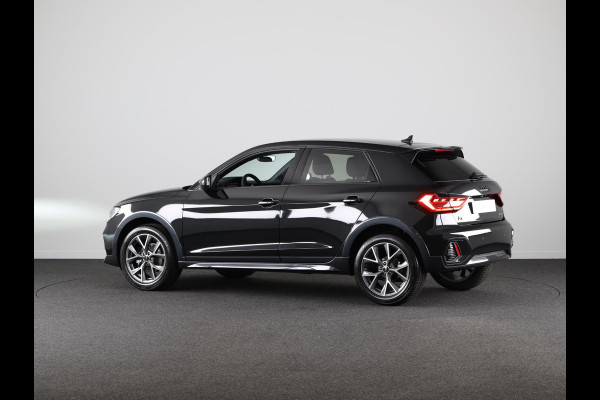 Audi A1 allstreet 30 TFSI Advanced edition 110pk | Parkeerrijcamera, keyless entry, verwarmbare voerstoelen, led koplampen