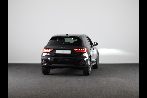Audi A1 allstreet 30 TFSI Advanced edition 110pk | Parkeerrijcamera, keyless entry, verwarmbare voerstoelen, led koplampen