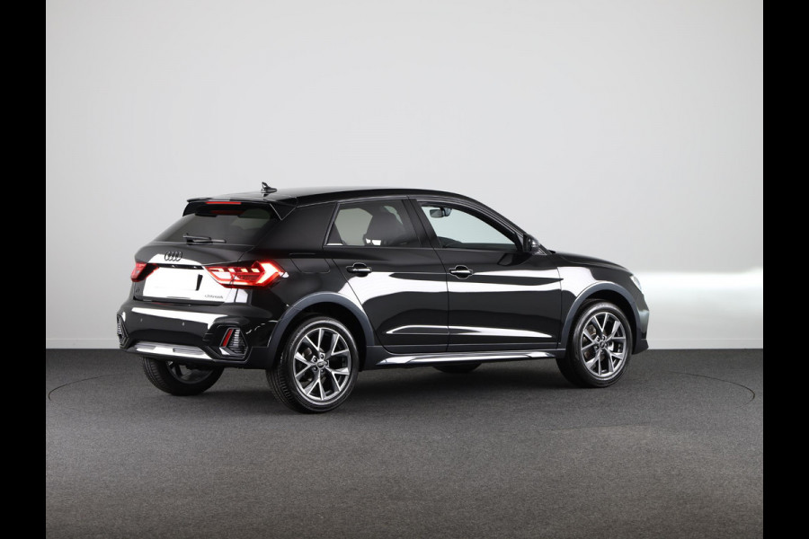 Audi A1 allstreet 30 TFSI Advanced edition 110pk | Parkeerrijcamera, keyless entry, verwarmbare voerstoelen, led koplampen